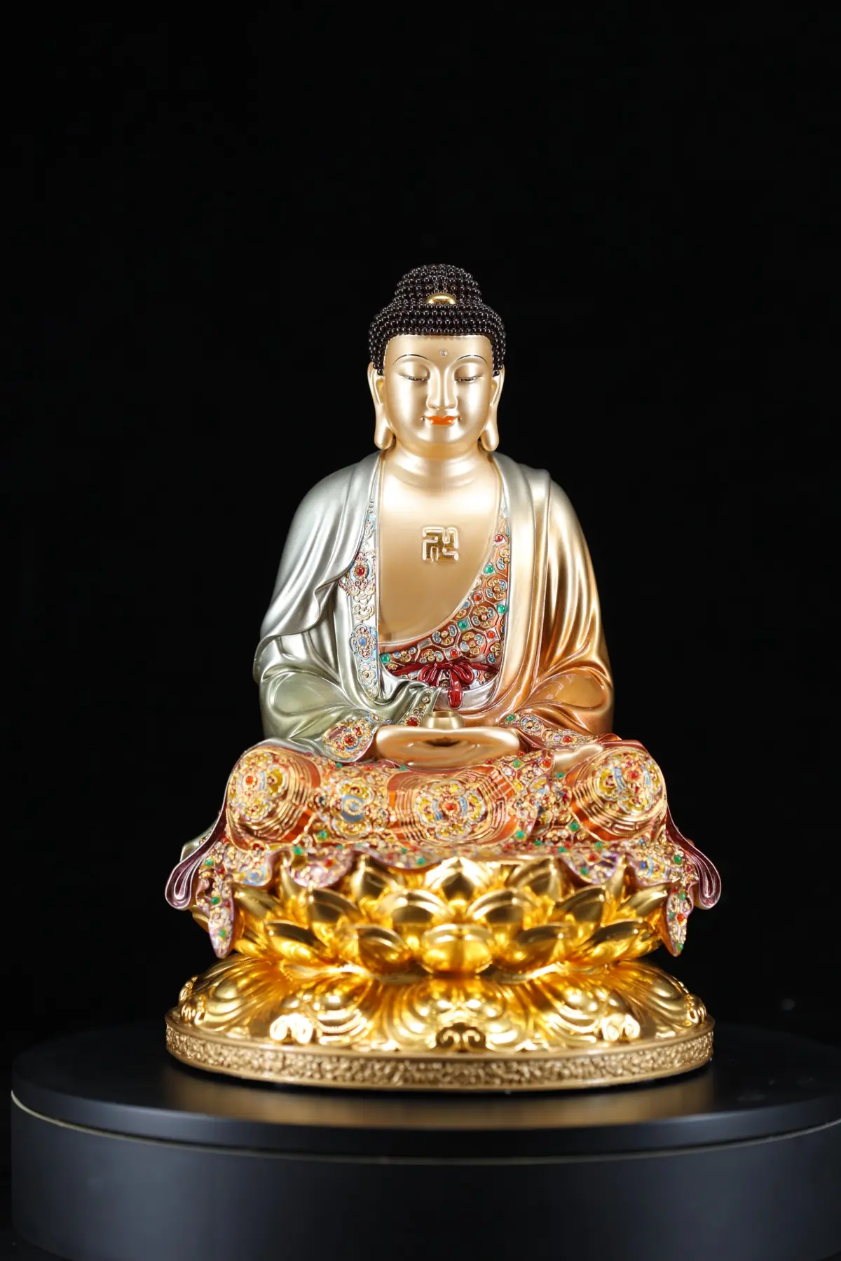 Shakyamuni on Lotus