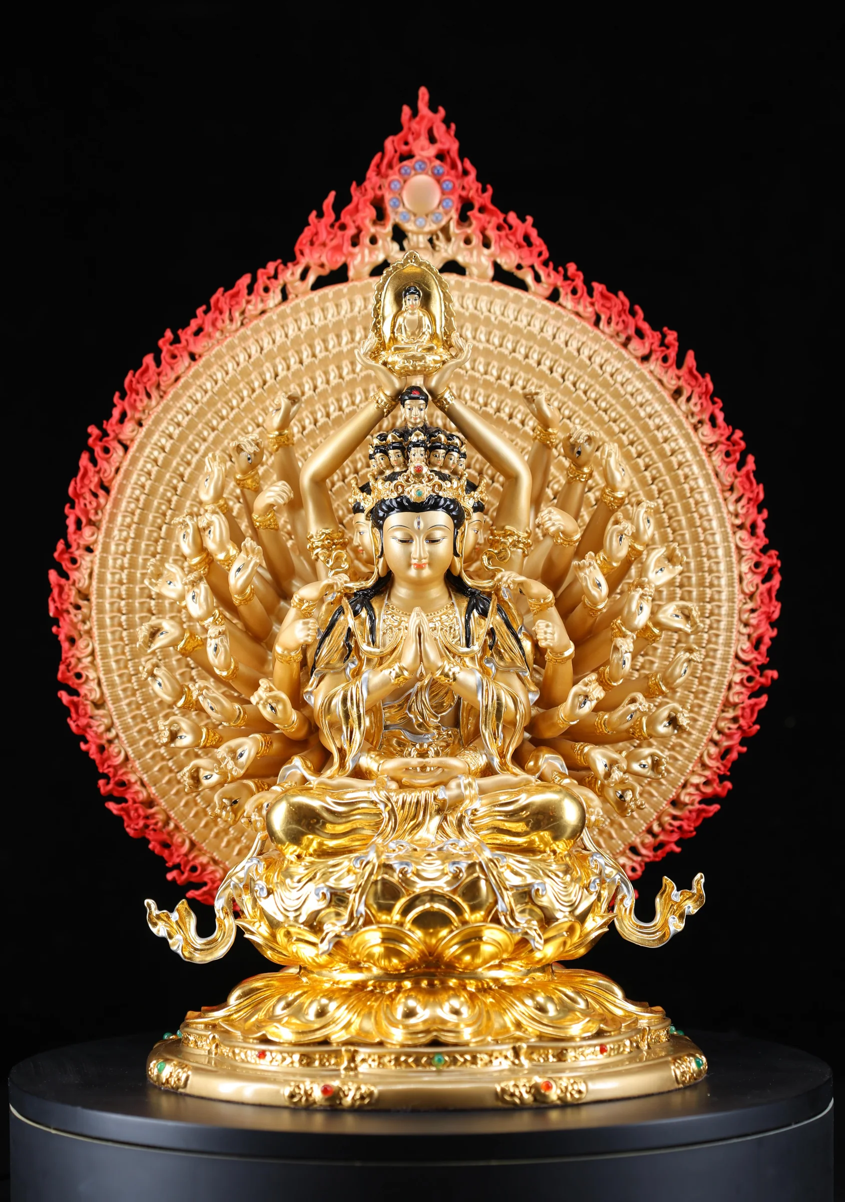 Thousand-Armed Guanyin — Front view