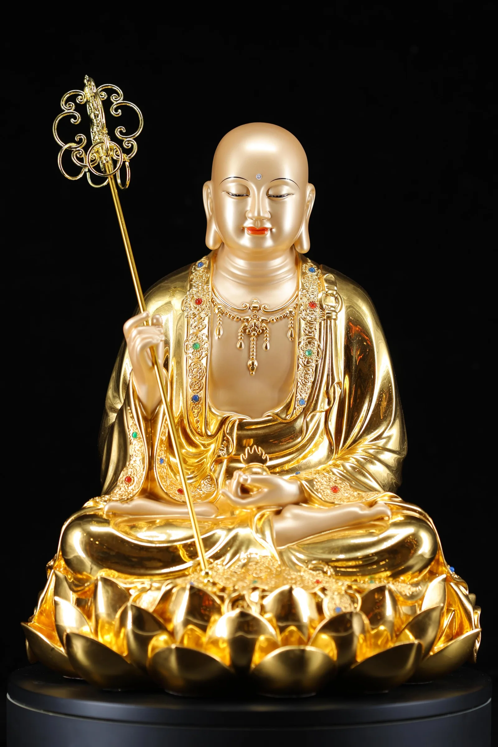 Ksitigarbha — Gilded Finish — Front view