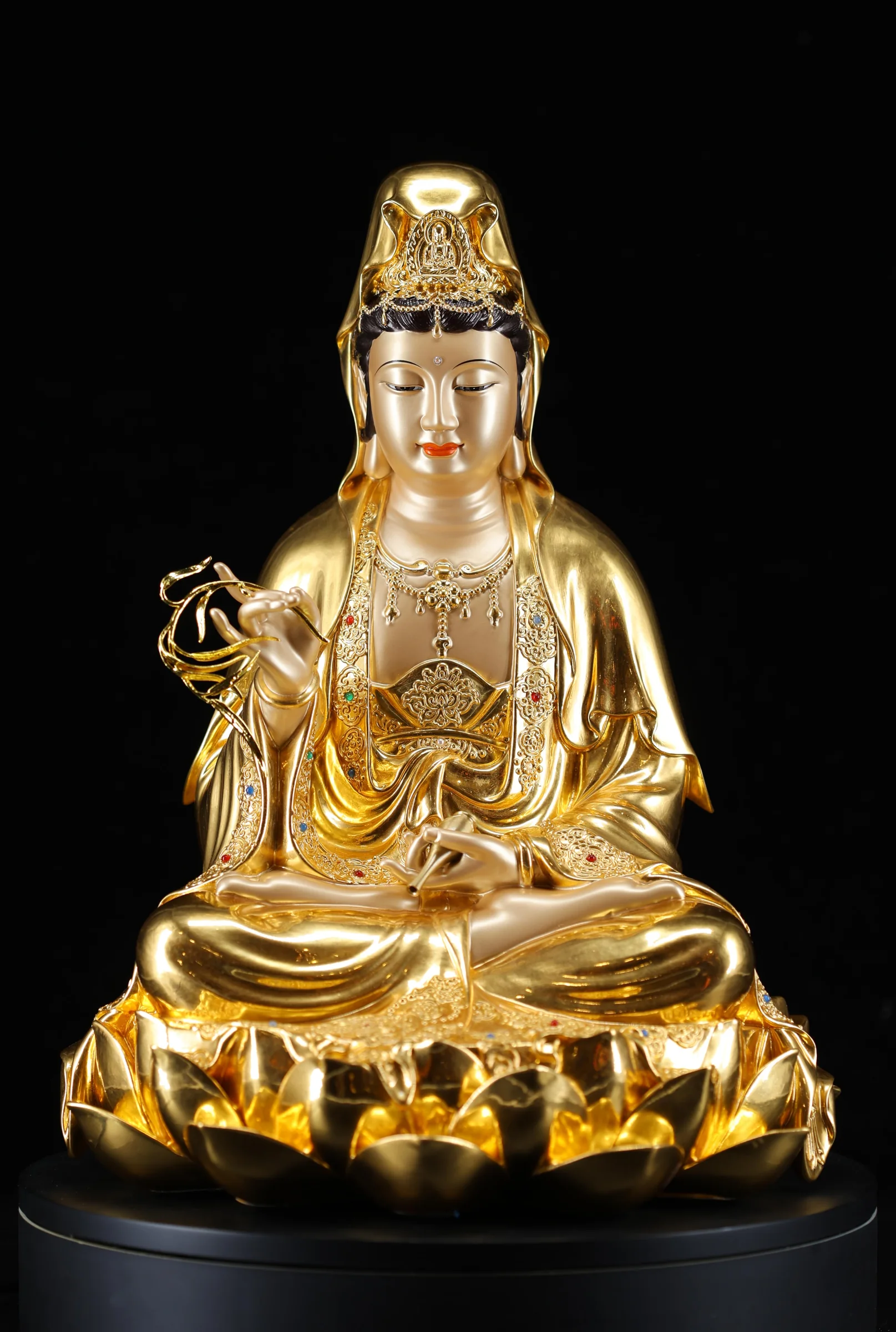 Guanyin — Gilded Finish — Front view